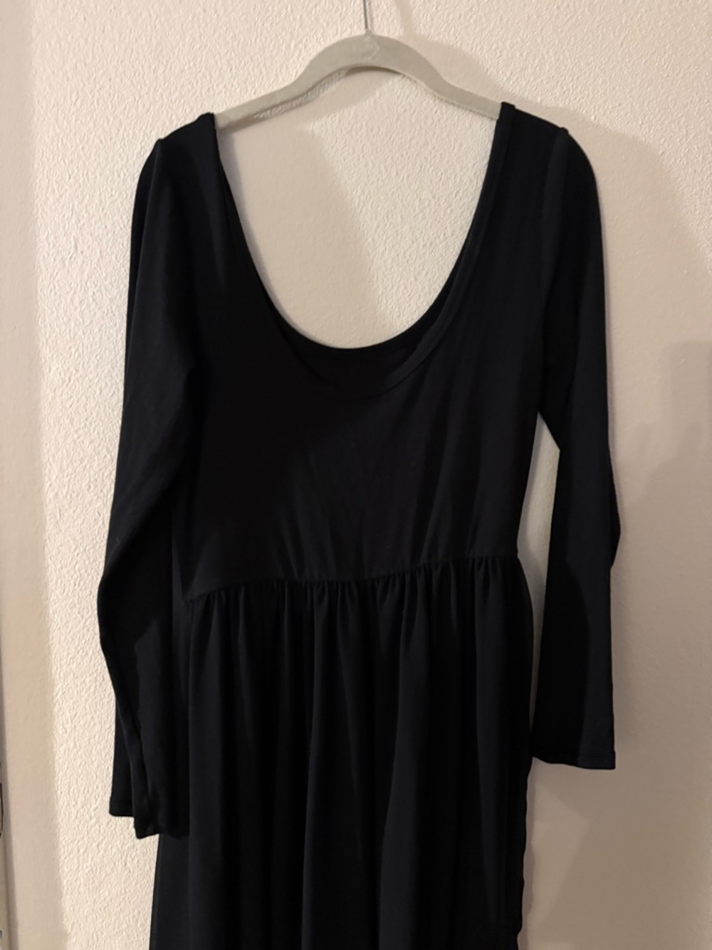 GAP Black Women's Scoop Neck Long Sleeve Top
